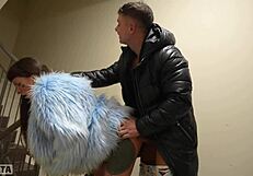 Нас подглядывали, когда мы трахались в подъезде, так что продолжили дома