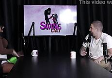 Brazilian Amateurs Show Tits Pussy in Tinder Game