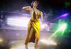 Gostosa rebolando her curves in a lively dance routine