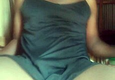 Kenyan shemale shares homemade solo moments