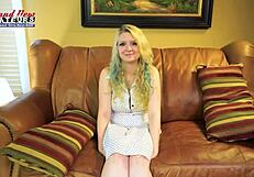 Chelsie R Pokes Pussy?