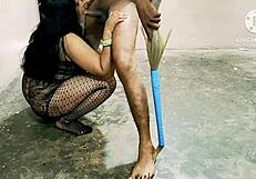 desi indian girl fucking boys with deepthroat