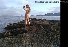 Латино блондинка живее на магически остров