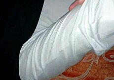 Soteli Bahin Aur Main Raat Ke Andhere Me