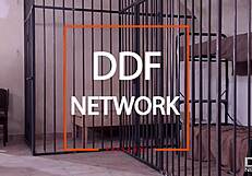 Horny Babes Billie Star and Linda Sweet Share Stud's Hard Cock in Prison Cell