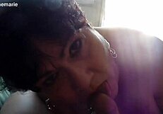 Suceuse bambou gives intense blowjob.