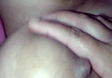 Tetona Latina Amateur Touches Herself in Hot Solo Action Scene!