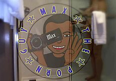 Does Harley Rose deepthroat a monster cock?