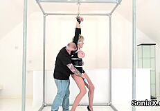 i'm sonia, flashin my big tits for ya