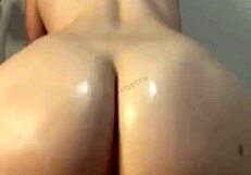 Shining Ass Bounces in Reverse Cowgirl Doggystyle!