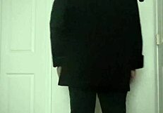 stretching arms like masturbating during workout feels so good