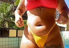 ruiva rabuda da buceta inchada fazendo live