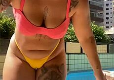 ruiva rabuda da buceta inchada fazendo live