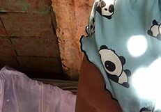 Batendo na amiga da minha enteada sex toy.