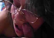 la mama de mi mejor amigo necesita pene ya 😏