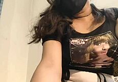 Sexy Indian Girl in Live Sex Scene