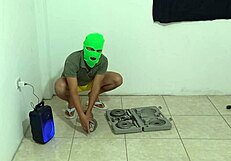 Milf seduces stepson in apartment