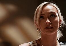 Mia, the erotic artist, becomes the collector's latest obsession