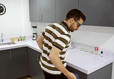 Strippers Turn Muggers in Wild Threesome Surprise!