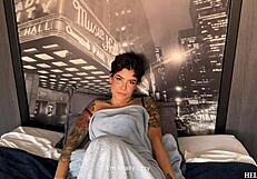 Jery Lee wanted anal instead of leaving, her debut.