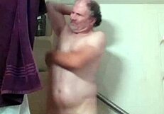 All me, all natural tits on display!