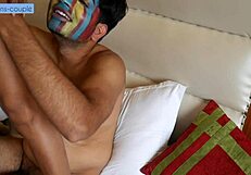 Sexy Rachna wird geil auf den Hügeln mit dem Zimmerdienst-Typ.