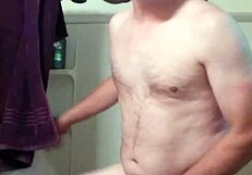 All me, all natural tits on display!