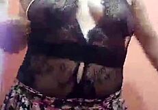 Aurora Estelar Se Muestra En El Baño De Su Casa