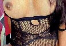 cuckold tells her not to cum during massage