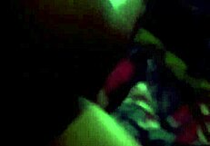 بوبك إندونيسي يدعو السابقة إلى المنزل عندما يذهب الزوج للعمل