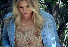 enchanted by lesbians scarlet red and blake eden masturbating shaved pussies