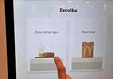 Siamo andati al fast food all'aperto