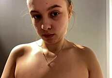 CRAZY SQUIRTING AND ANAL FUCK IN PUBLIC