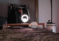 射精1 with Asian Handjob