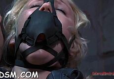 Masked Beauty In A Spanking Session