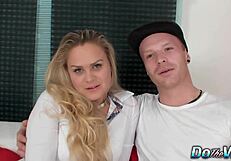 cuck enjoys watching his wife barra brass with a young stud