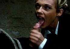 kelly trump gives nice blowjob with cumshot