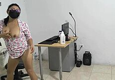 I love watching this beautiful white girl with big ass dance sensually, shaking her curvy body.