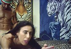 big breast babe meets maxxx loadz & she feels the italian pound machine she sucks dick gets fucked & rides dick