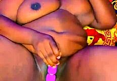 In this update, sundaydogood614 showcases her shaved pussy in a homemade amateur video