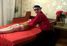 i massage regina noir in stockings and nylon at the salon, she strips as goddess