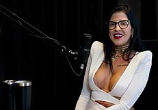 i feel so submissive to leticia braga's domination in this couple's fetish compilation