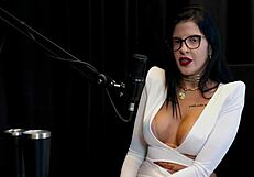 i feel so submissive to leticia braga's domination in this couple's fetish compilation