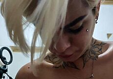 Oral guloso no pau do carmona