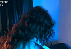 i am craving pussy and feet attention! lick my big ass and toes!