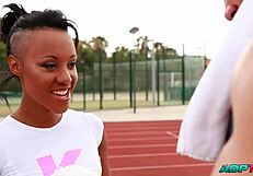 Wow, that muscular guy fucks the beautiful european black spanish girl with her huge ass! 😍