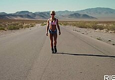 ripped blonde fitness model feels intense pleasure getting creampied in the desert