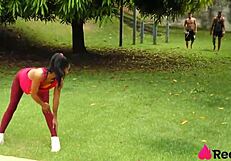 treinando cuzinho da niara pessanha ao ar livre com anal e dp