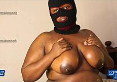 big tits bbw foreplay with shaved pussy.