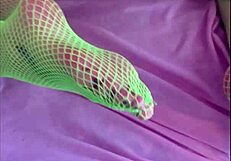 DJ Brisa Twerks Naked?